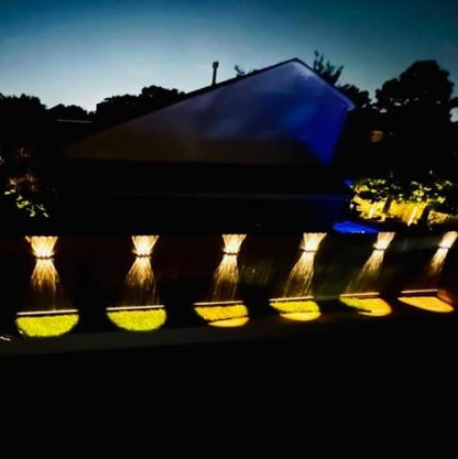 Lumières Solaires Extérieures Up Down – Éclairage Écologique pour Jardin et Terrasse