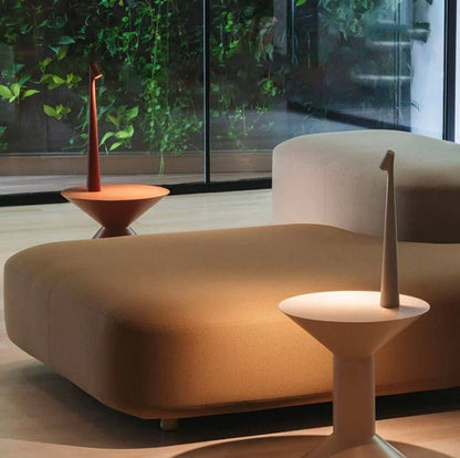 Lampe de Table Rechargeable - Design Élégant en Aluminium avec 3 Niveaux d'Intensité, Disponible en Plusieurs Couleurs