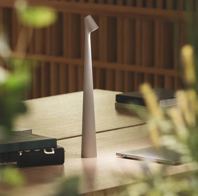 Lampe de Table Rechargeable - Design Élégant en Aluminium avec 3 Niveaux d'Intensité, Disponible en Plusieurs Couleurs