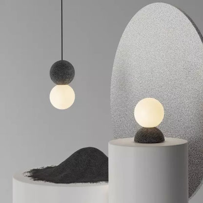 Suspension Origo – Design Géométrique en Pierre Volcanique et Diffuseur en Verre Opale