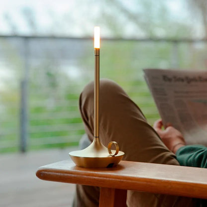 Lampe Giavi - Élégance Contemporaine et Ambiance Chaleureuse avec Lumière Dimmable