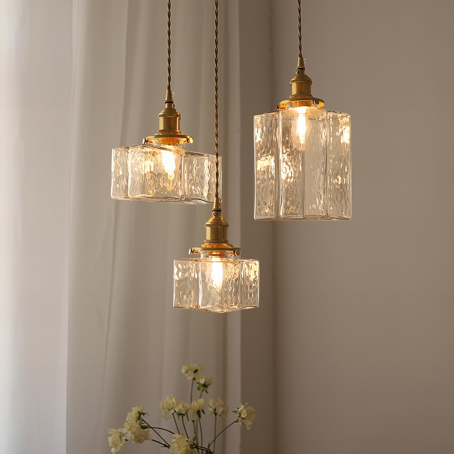 Lampe Pendante Retro Moderne en Verre avec Cordon Doré - Éclairage LED Élégant