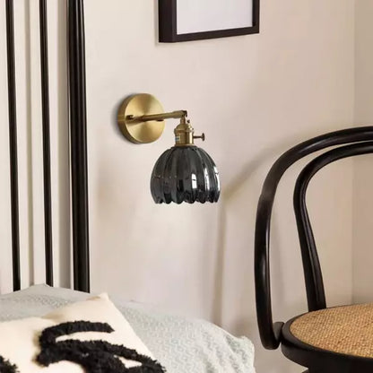 Lampe Murale en Verre Tulipe Vintage - Éclairage Floral Élégant