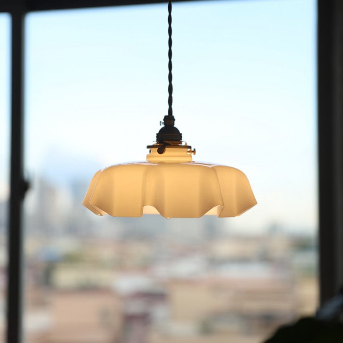 Lampe Suspendue Rétro Fleur en Verre - Glamour Nostalgique