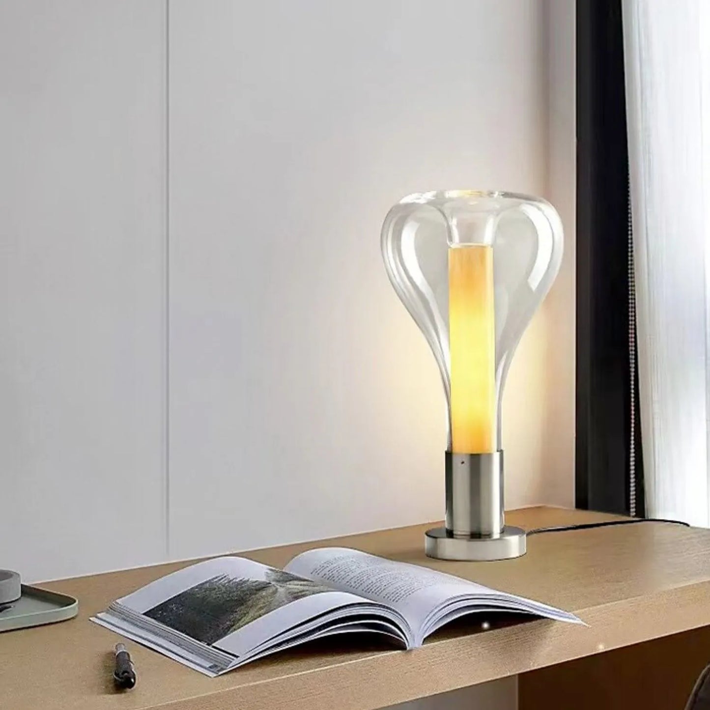 Lampe de Table Art Lava en Verre – Éclairage LED Dynamique et Apaisant